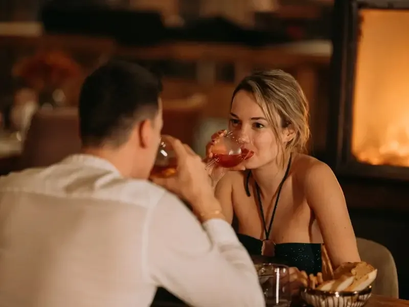 İzmir romantik otel, Balayı Tatiline Özel Detaylar, Restoranlı Otel Konforu