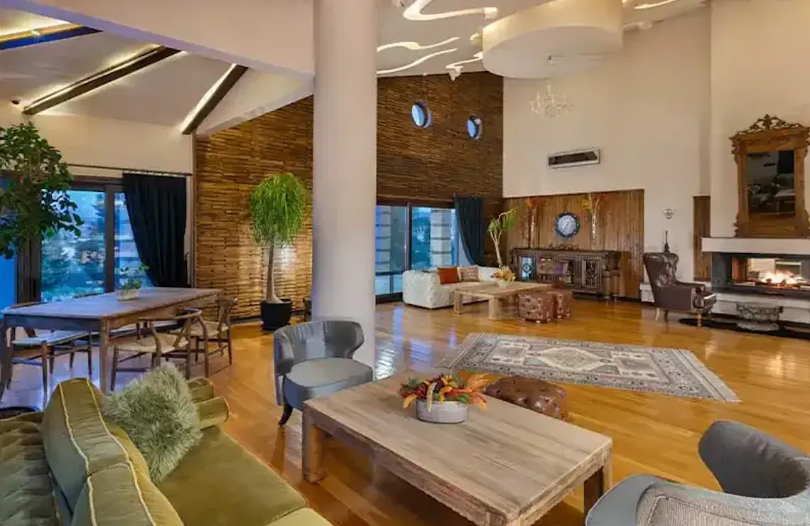 İzmir Urla’da Konaklama ve İş Seyahati Dengelemesi