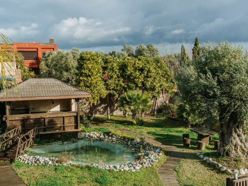 İzmir Uygun Otel Arayanlara Doğayla İç İçe Bir Seçenek, İzmir’de Otel Ararken Nelere Dikkat Edilmeli